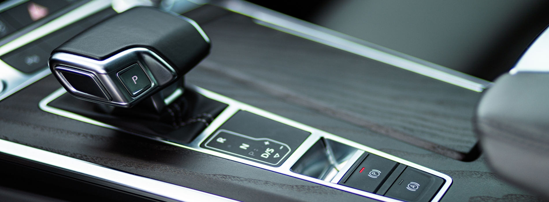 Le levier de vitesse d"u