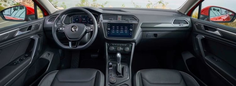 L'intérieur d'un Volkswagen tiguan d'occasion