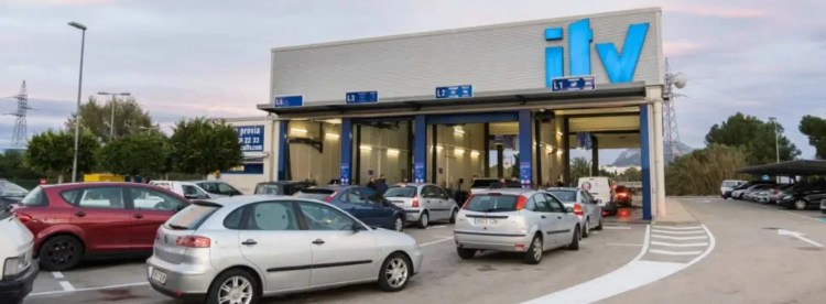 Centre ITV réalisant le contrôle technique espagnol avant exportation du véhicule