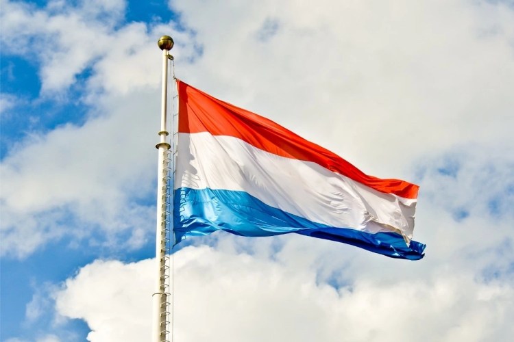 Importation véhicule : Drapeau du Luxembourg